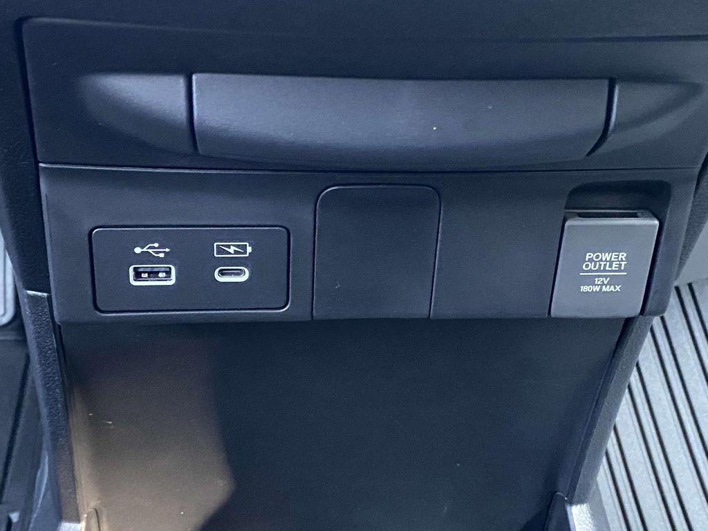 new 2025 Honda Odyssey car, priced at $43,011