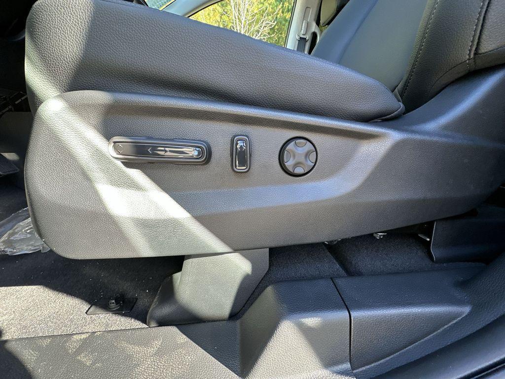 new 2026 Honda Odyssey car, priced at $43,404