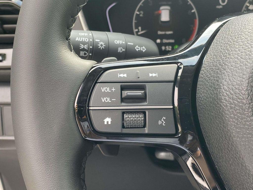 new 2025 Honda Pilot car, priced at $43,673