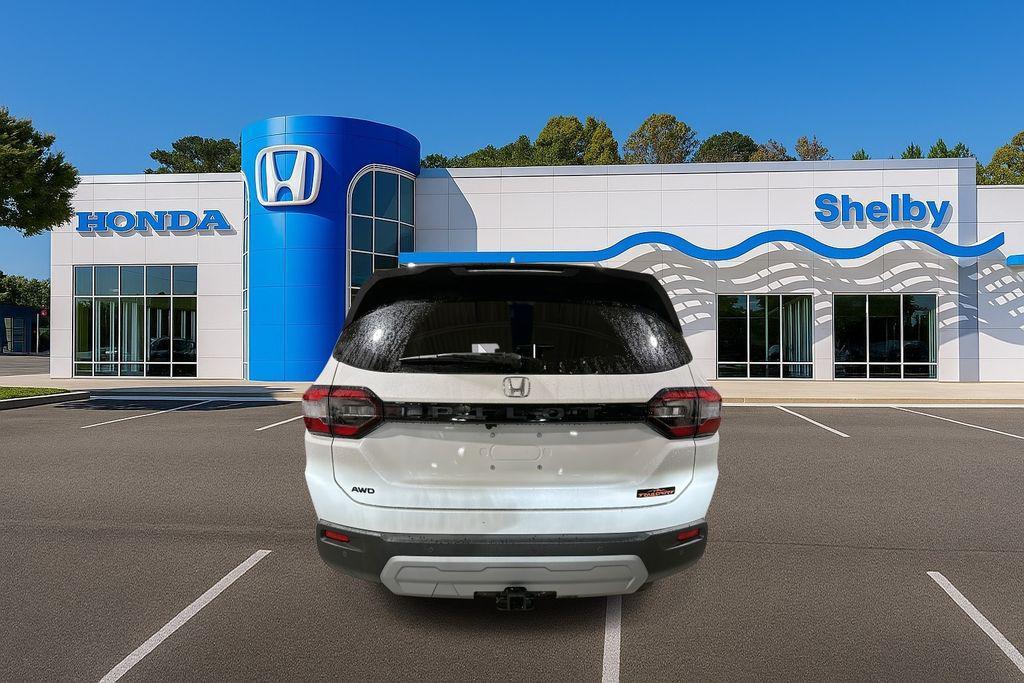 new 2025 Honda Pilot car, priced at $47,240