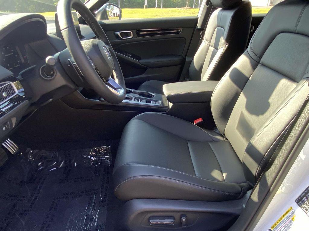 new 2025 Honda Civic Hybrid car, priced at $33,017