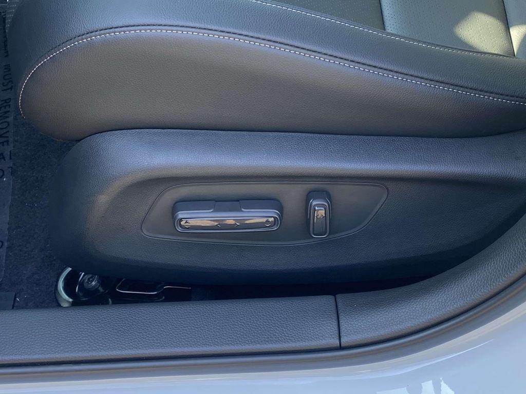 new 2025 Honda Civic Hybrid car, priced at $33,017