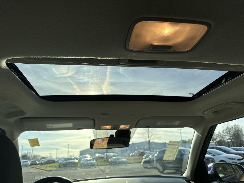 used 2024 Hyundai Venue car