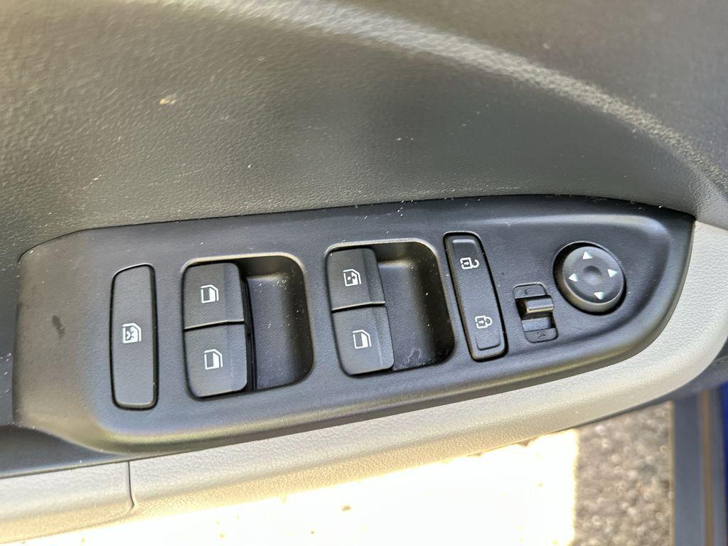 used 2024 Hyundai Venue car