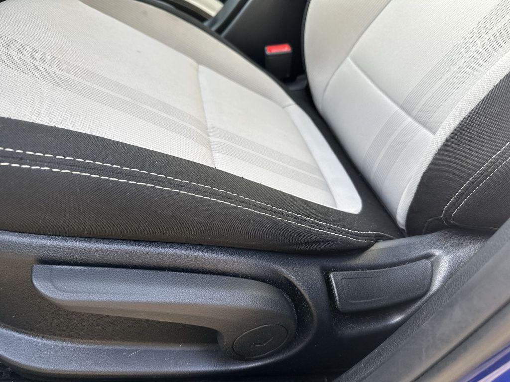 used 2024 Hyundai Venue car