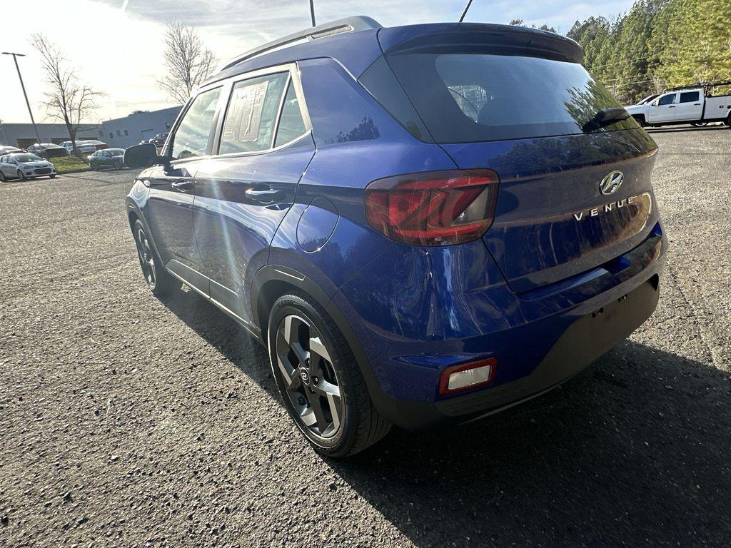 used 2024 Hyundai Venue car