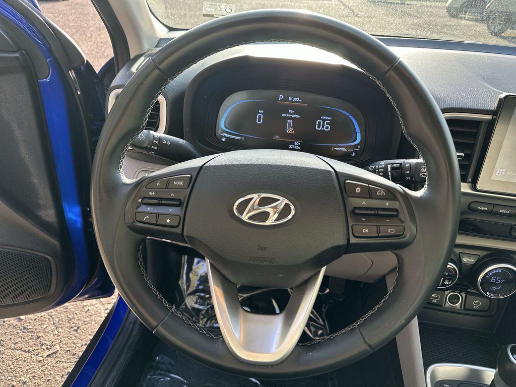used 2024 Hyundai Venue car