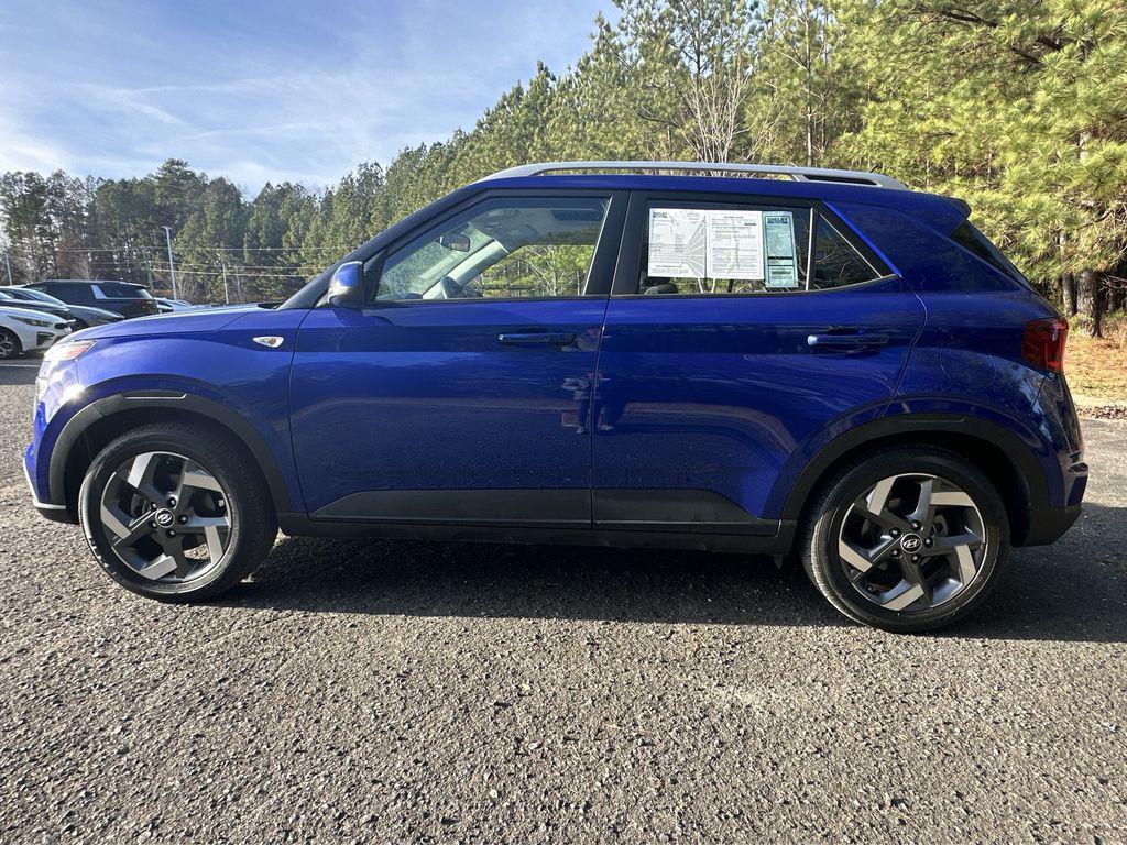 used 2024 Hyundai Venue car
