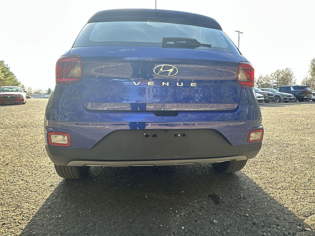used 2024 Hyundai Venue car