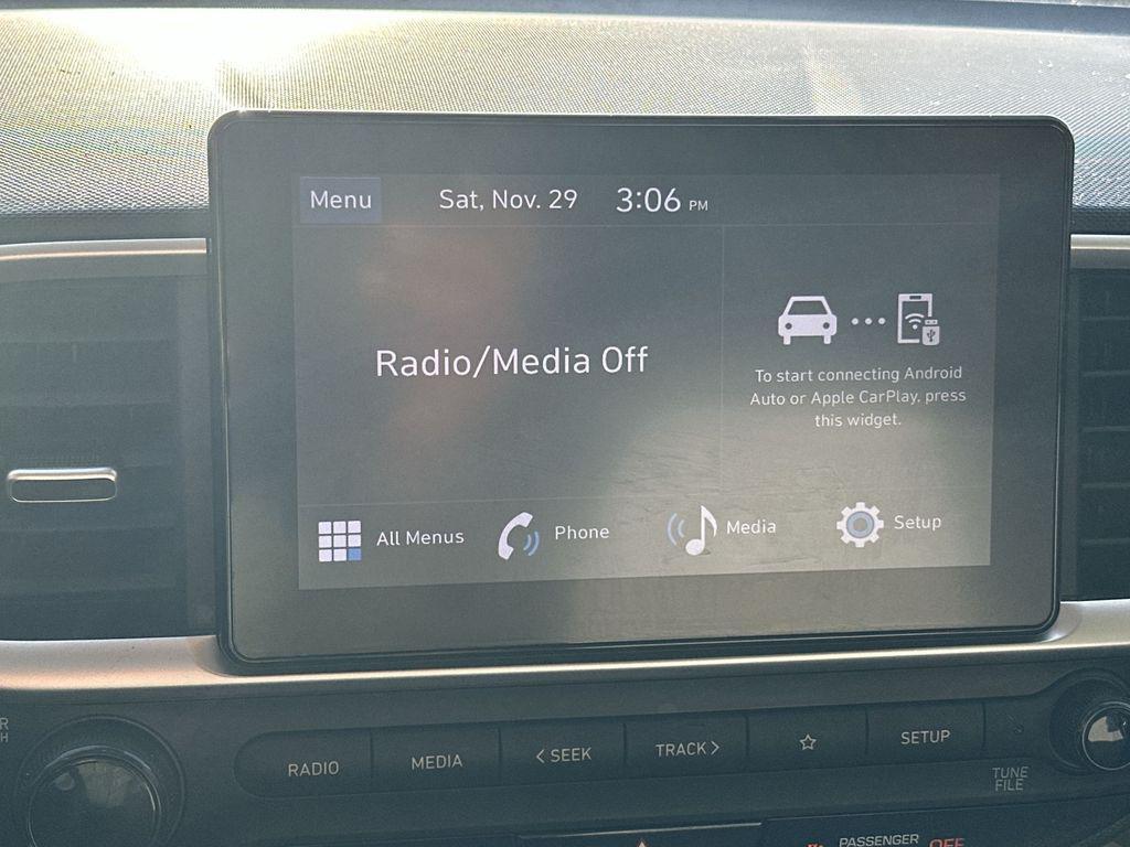 used 2024 Hyundai Venue car