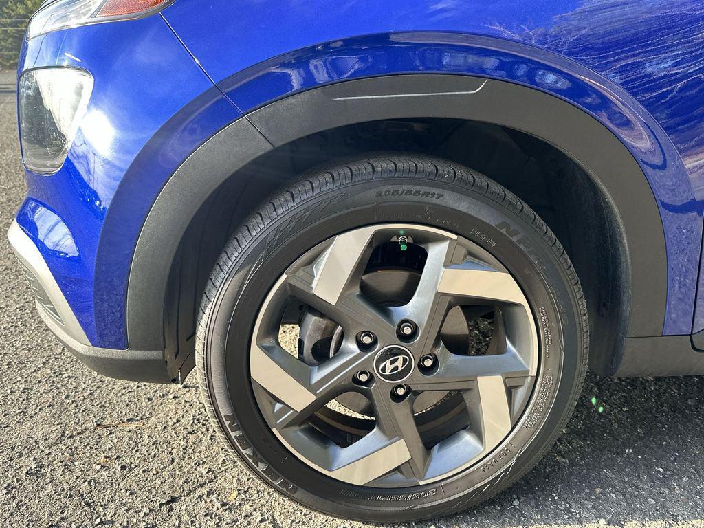 used 2024 Hyundai Venue car