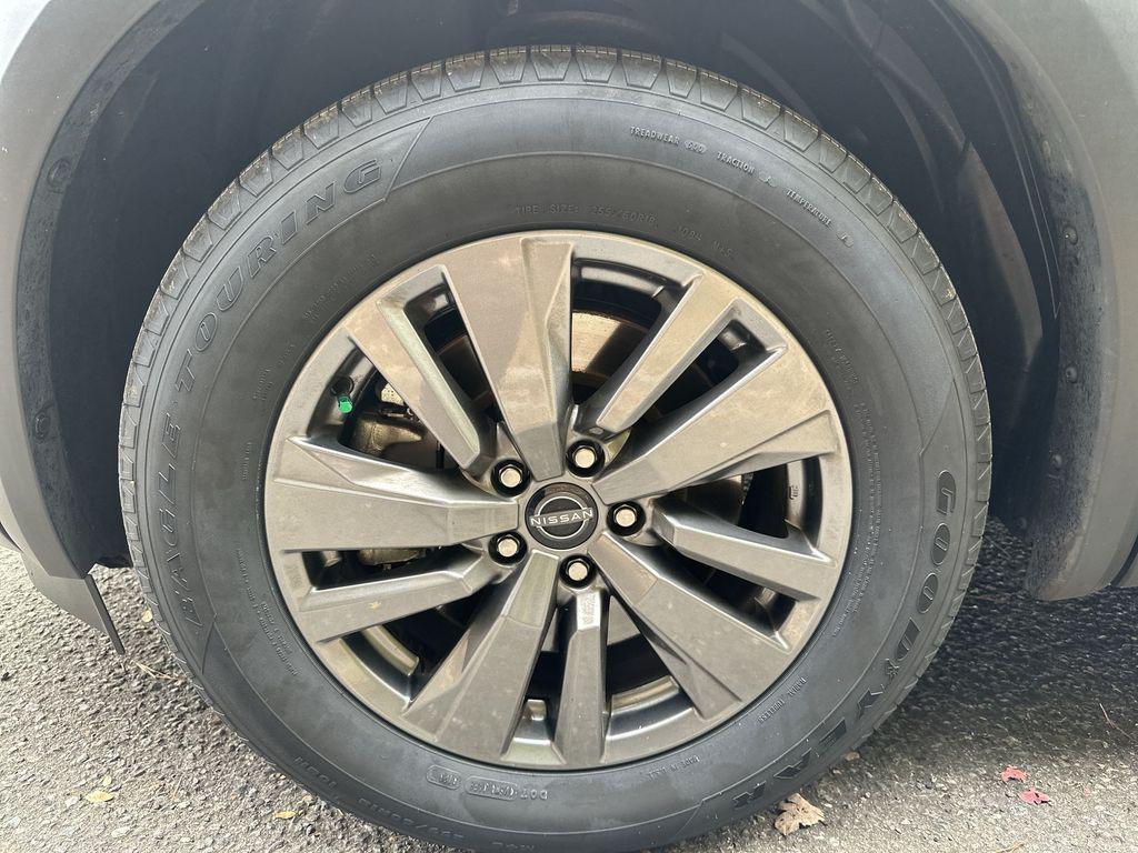 used 2025 Nissan Pathfinder car, priced at $31,400