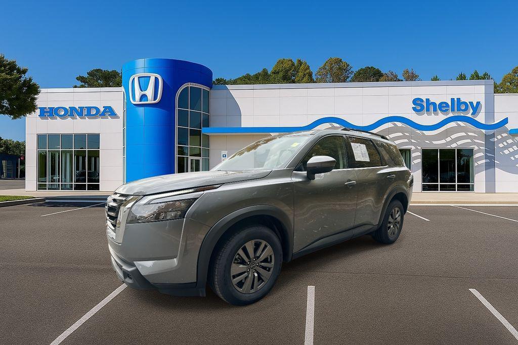 used 2025 Nissan Pathfinder car, priced at $31,400