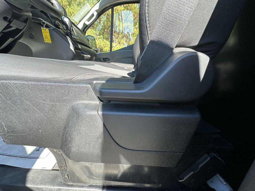 used 2024 Ford Transit-250 car, priced at $31,548