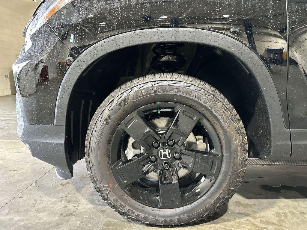 new 2025 Honda Ridgeline car, priced at $42,790