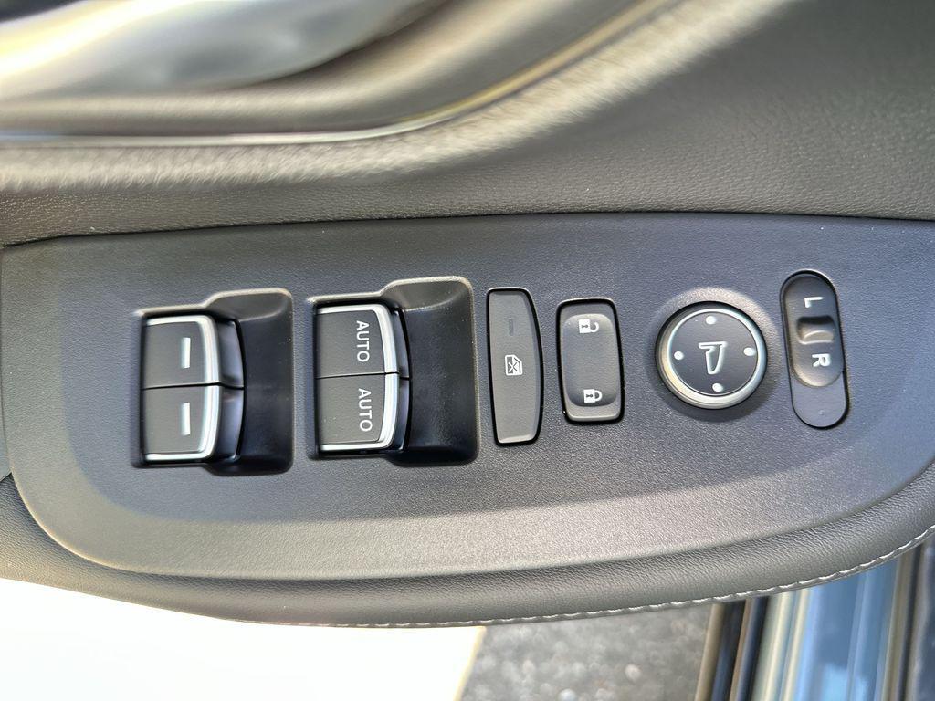 new 2026 Honda HR-V car, priced at $31,500