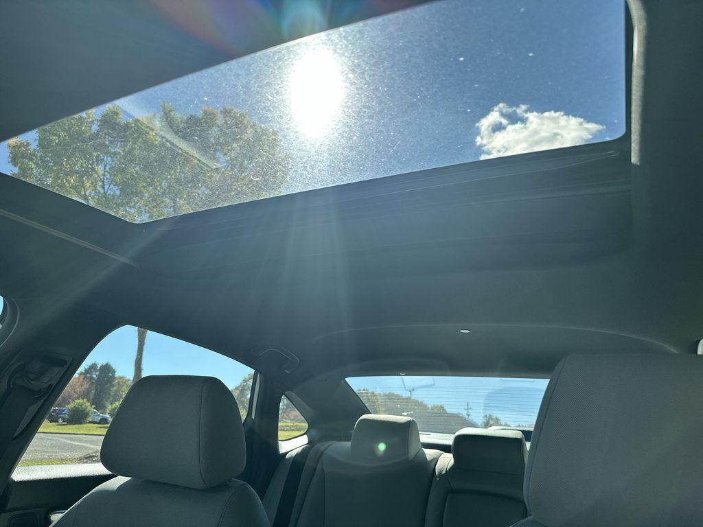 new 2025 Honda Civic Hybrid car, priced at $29,027