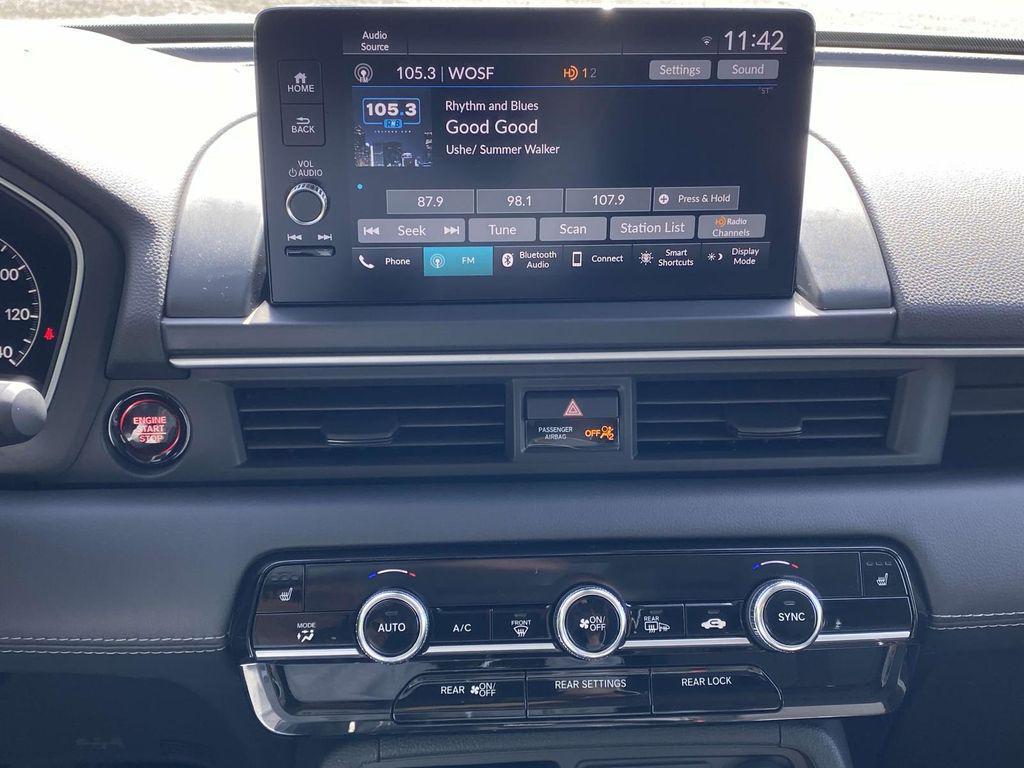 new 2025 Honda Pilot car, priced at $43,630