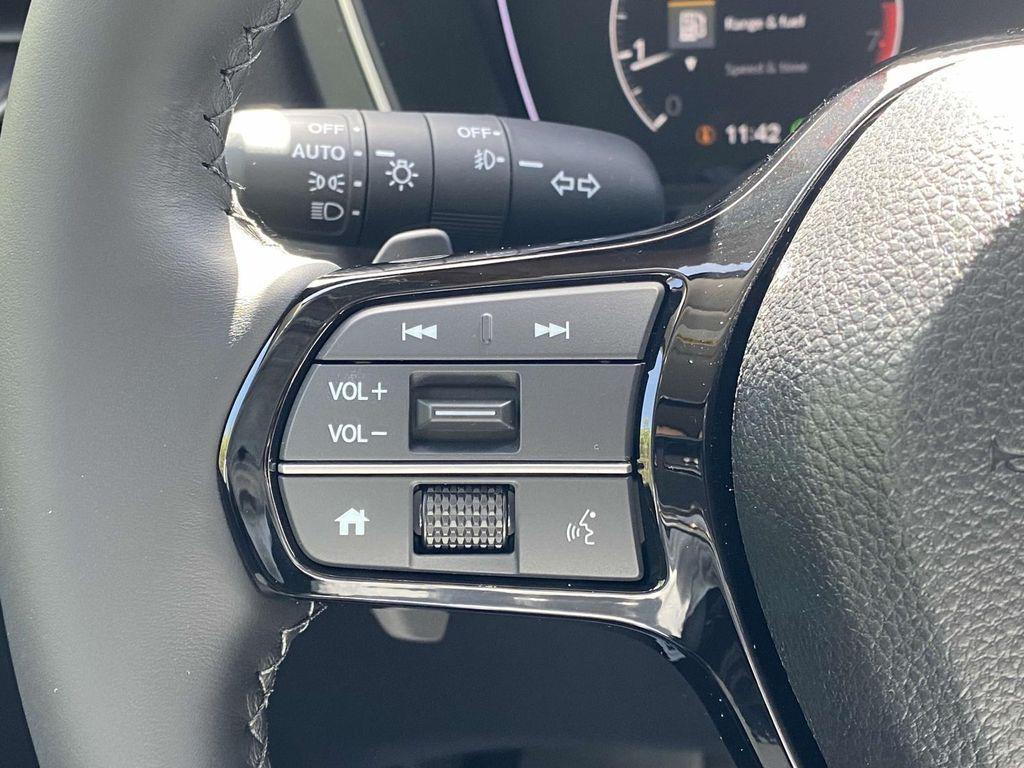 new 2025 Honda Pilot car, priced at $43,630