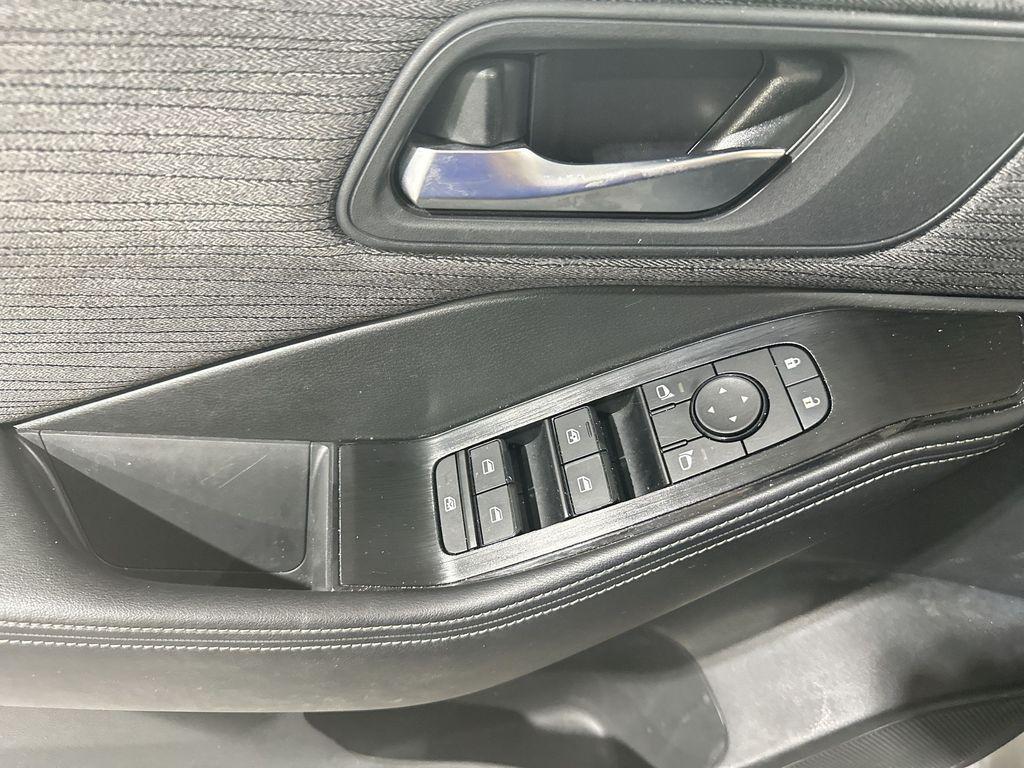 used 2022 Nissan Rogue car, priced at $20,881