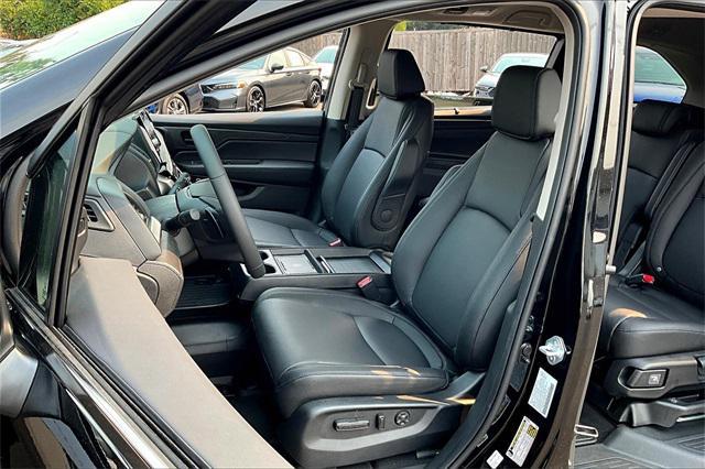 new 2026 Honda Odyssey car, priced at $45,320