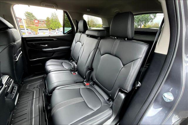 new 2025 Honda Pilot car, priced at $42,797