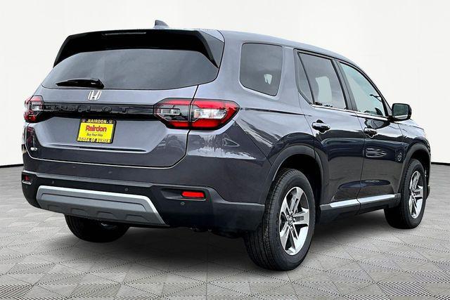 new 2025 Honda Pilot car, priced at $42,797