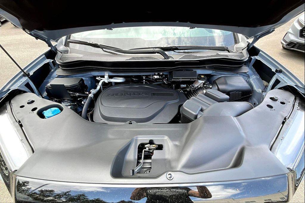 new 2025 Honda Ridgeline car, priced at $45,997