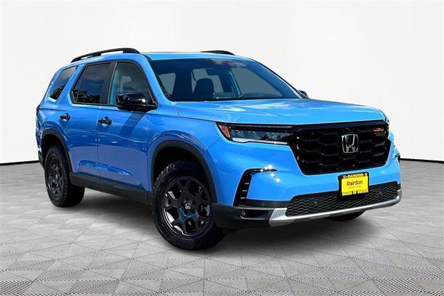 new 2025 Honda Pilot car, priced at $51,305