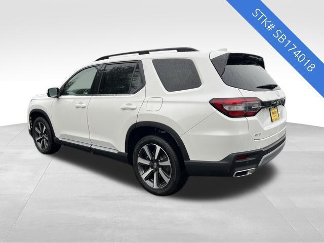 new 2025 Honda Pilot car, priced at $50,780