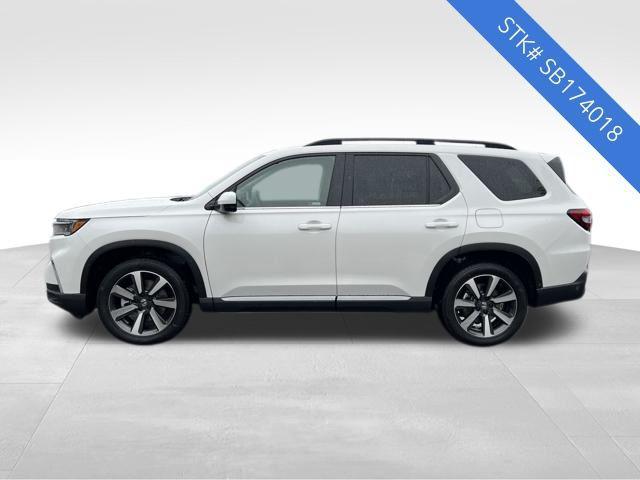new 2025 Honda Pilot car, priced at $50,780