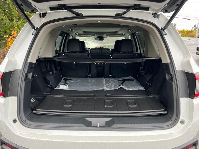 new 2025 Honda Pilot car, priced at $50,780