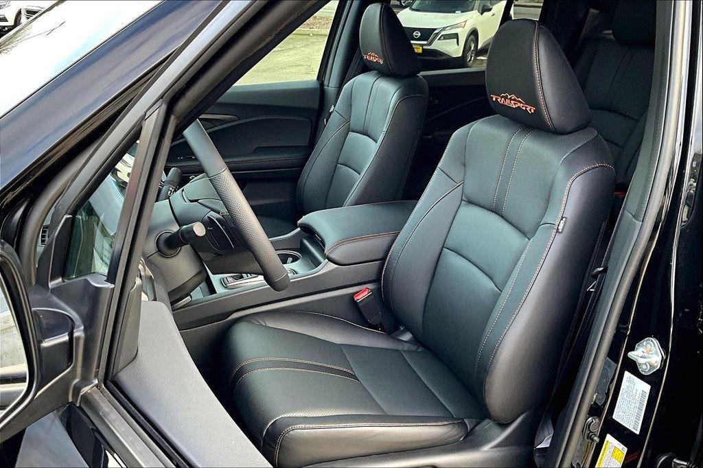 new 2025 Honda Ridgeline car, priced at $41,977