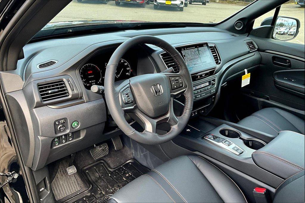 new 2025 Honda Ridgeline car, priced at $41,977