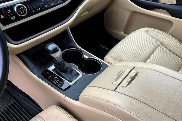 used 2016 Toyota Highlander car, priced at $16,888