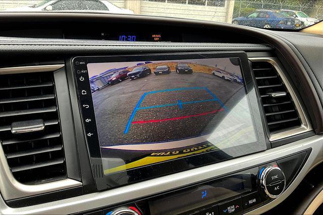 used 2016 Toyota Highlander car, priced at $16,888