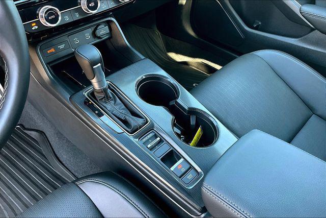 used 2025 Honda Civic Hybrid car, priced at $29,777