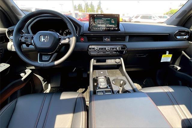 new 2025 Honda Pilot car, priced at $51,735