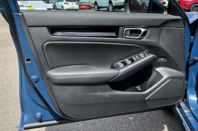 new 2025 Honda Civic Hybrid car, priced at $32,999