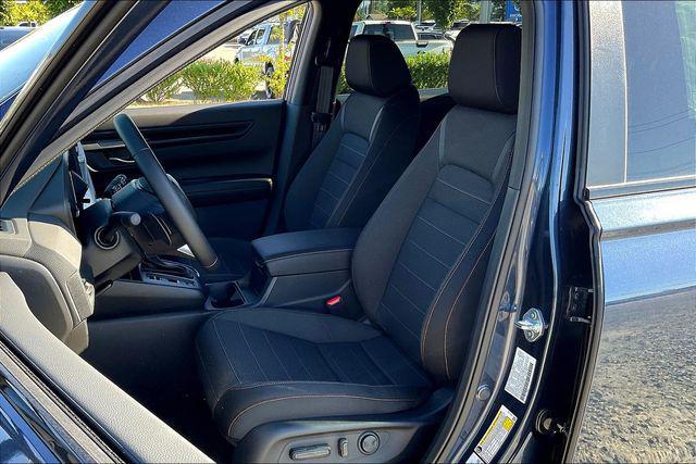 new 2026 Honda CR-V Hybrid car, priced at $38,525