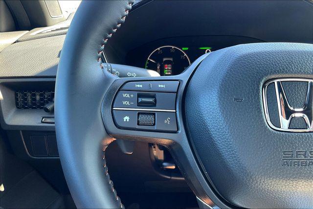 new 2026 Honda CR-V Hybrid car, priced at $38,525