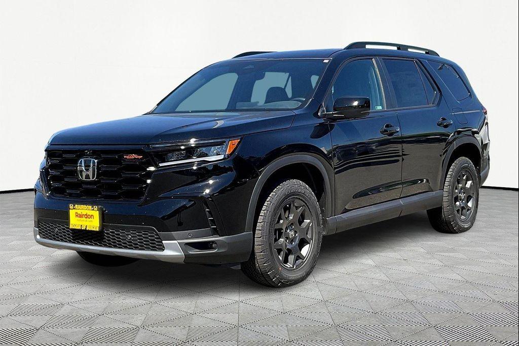 new 2025 Honda Pilot car, priced at $50,795