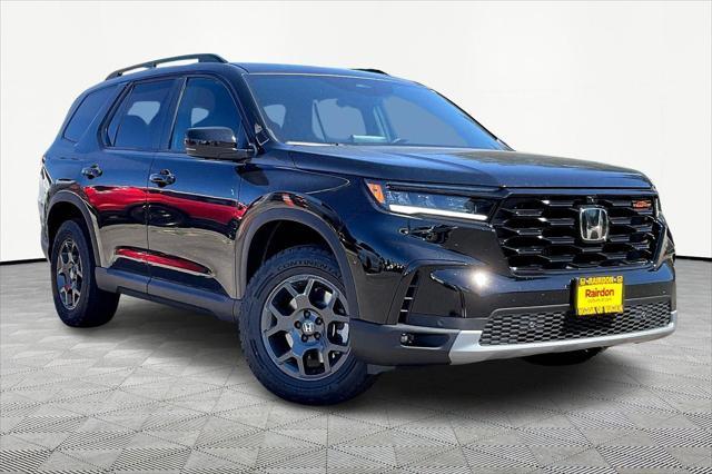 new 2025 Honda Pilot car, priced at $50,795