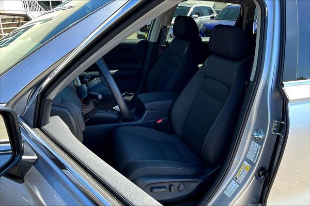 new 2025 Honda CR-V car, priced at $32,999