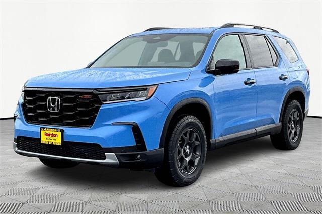 new 2025 Honda Pilot car, priced at $51,250