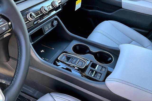 new 2025 Honda Pilot car, priced at $48,895