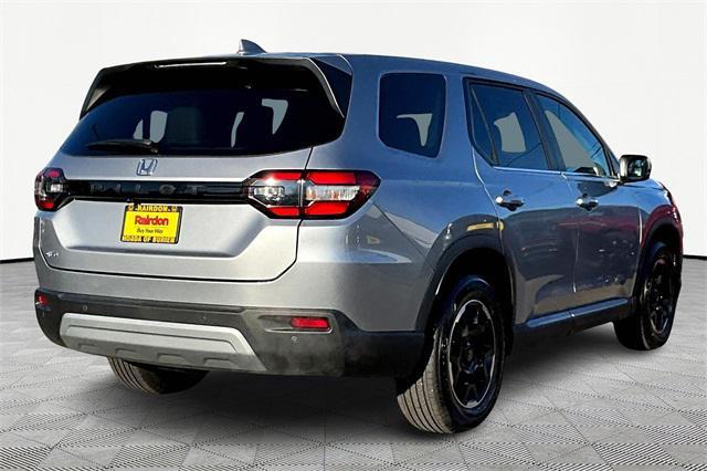 new 2025 Honda Pilot car, priced at $46,059