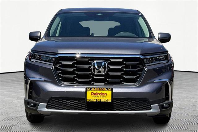 new 2025 Honda Pilot car, priced at $46,995