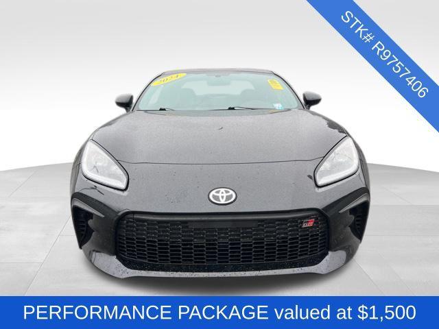 used 2024 Toyota GR86 car, priced at $29,722