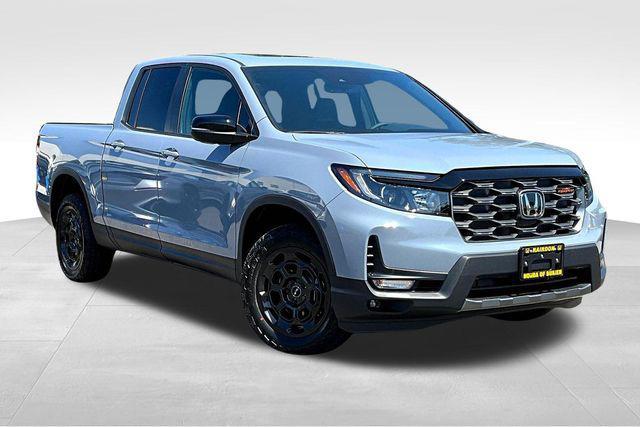 new 2025 Honda Ridgeline car, priced at $46,185